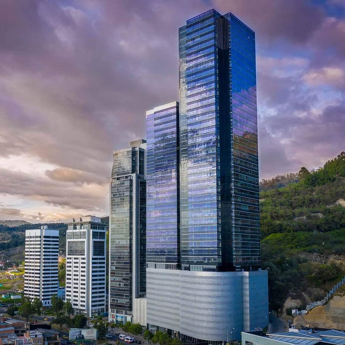 ARRIENDO Oficina en North Point | Torre Krystal 130 mts