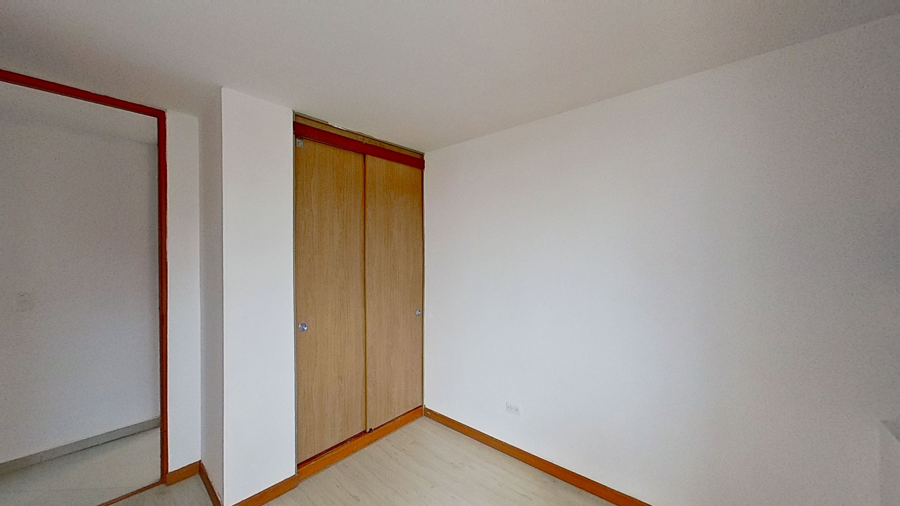 Apartamento en Hayuelos con 3 habitaciones y parquedetro  (H)