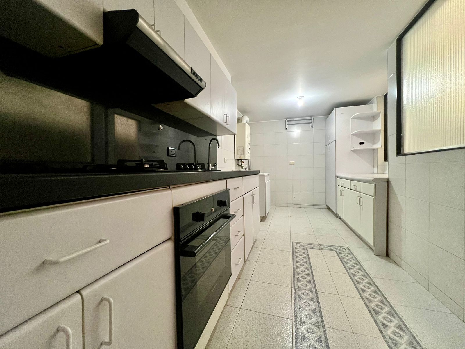 Venta Apto Cedritos – 3 habitaciones + estudio y vista verde 100 mts2