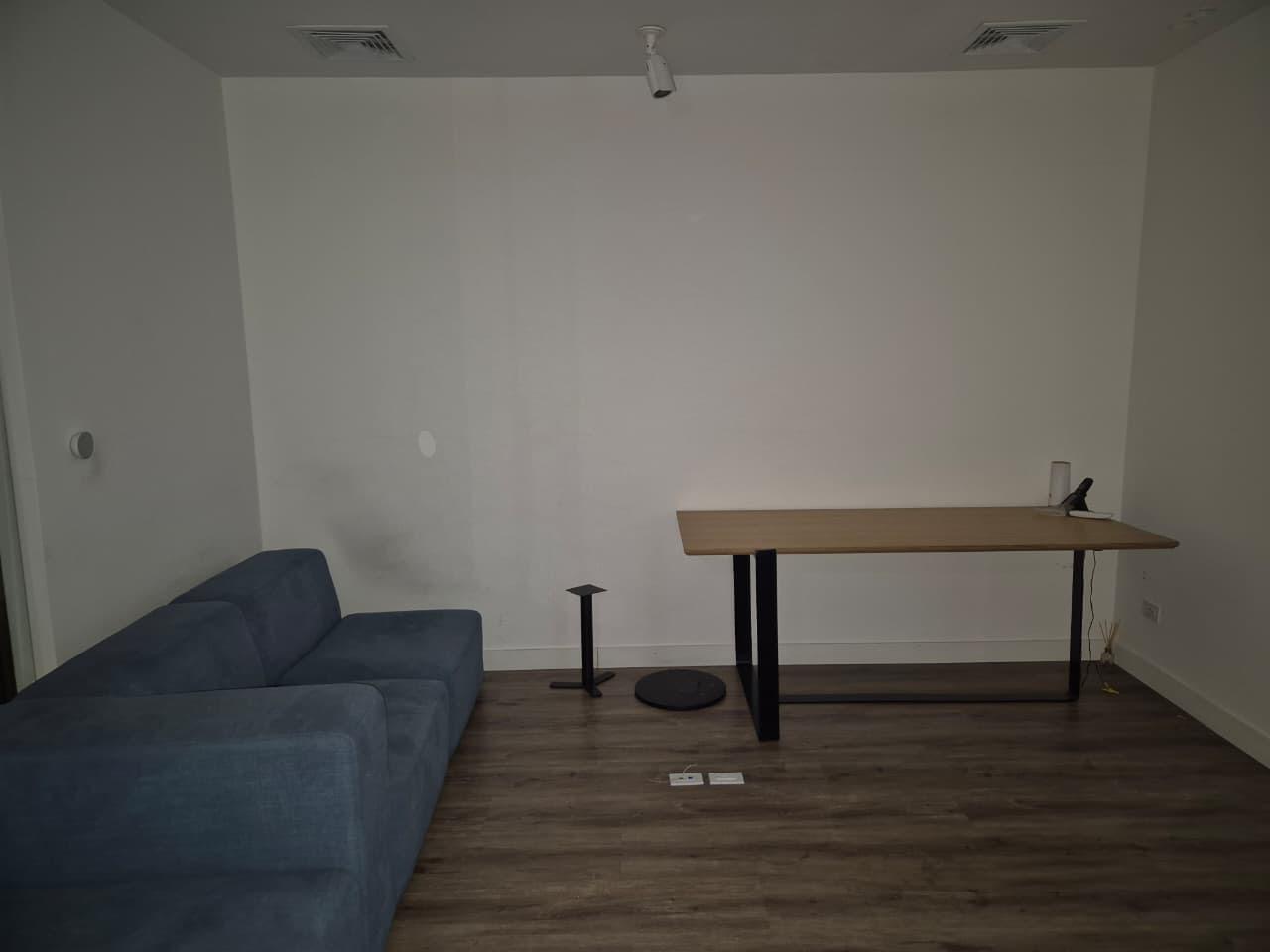 Venta Oficina en Bella Suiza en el Centro Empresarial 128