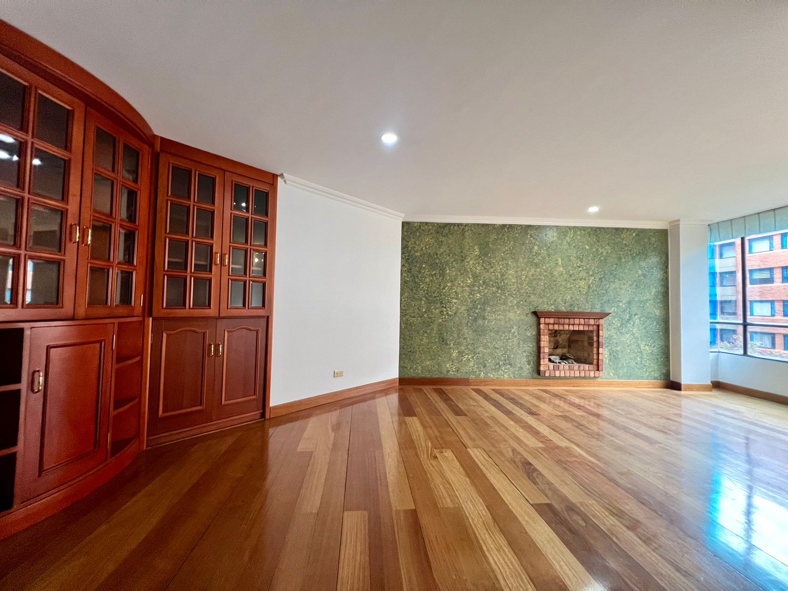 Venta Apto Cedritos – 3 habitaciones + estudio y vista verde 100 mts2