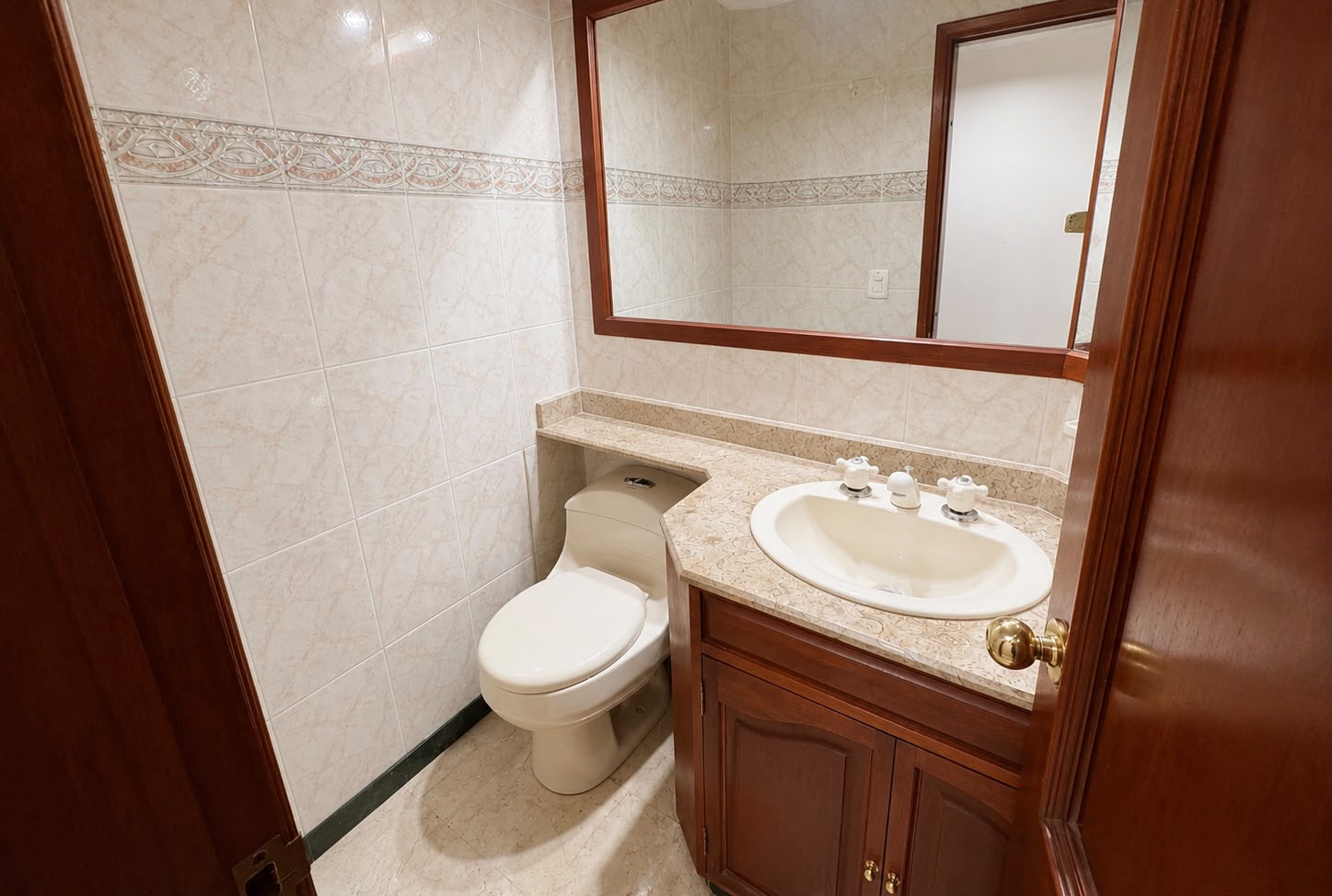 Venta apto ubicado chico Navarra 185 mts