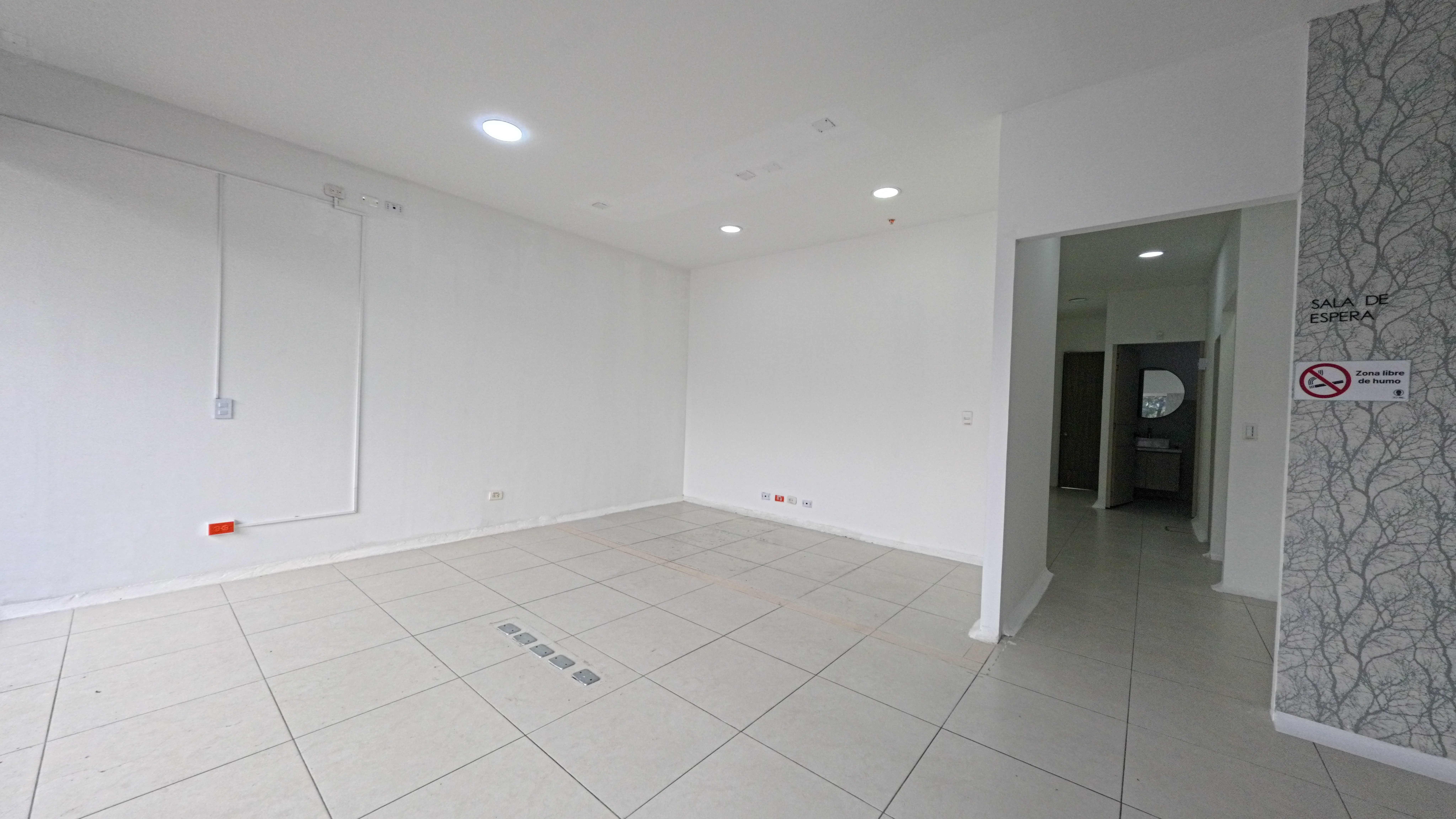 Arriendo Local / Oficina en Bella Suiza