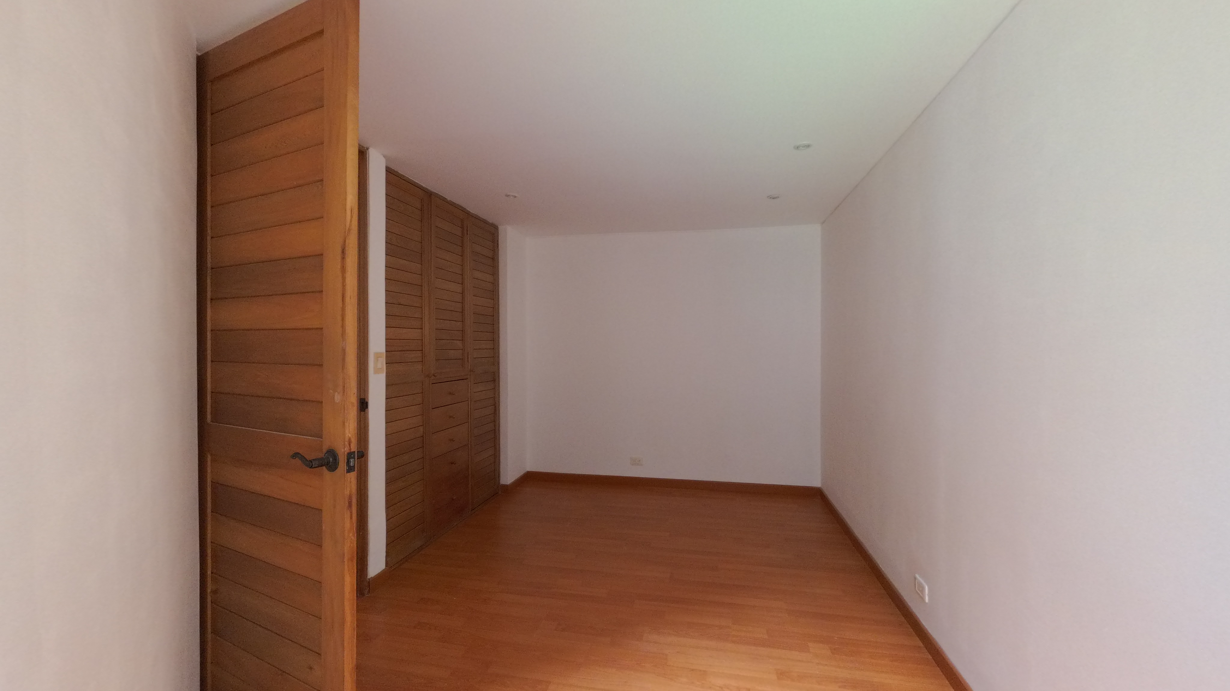Arriendo Apartamento Duplex Bella Suiza 2 h + estudio