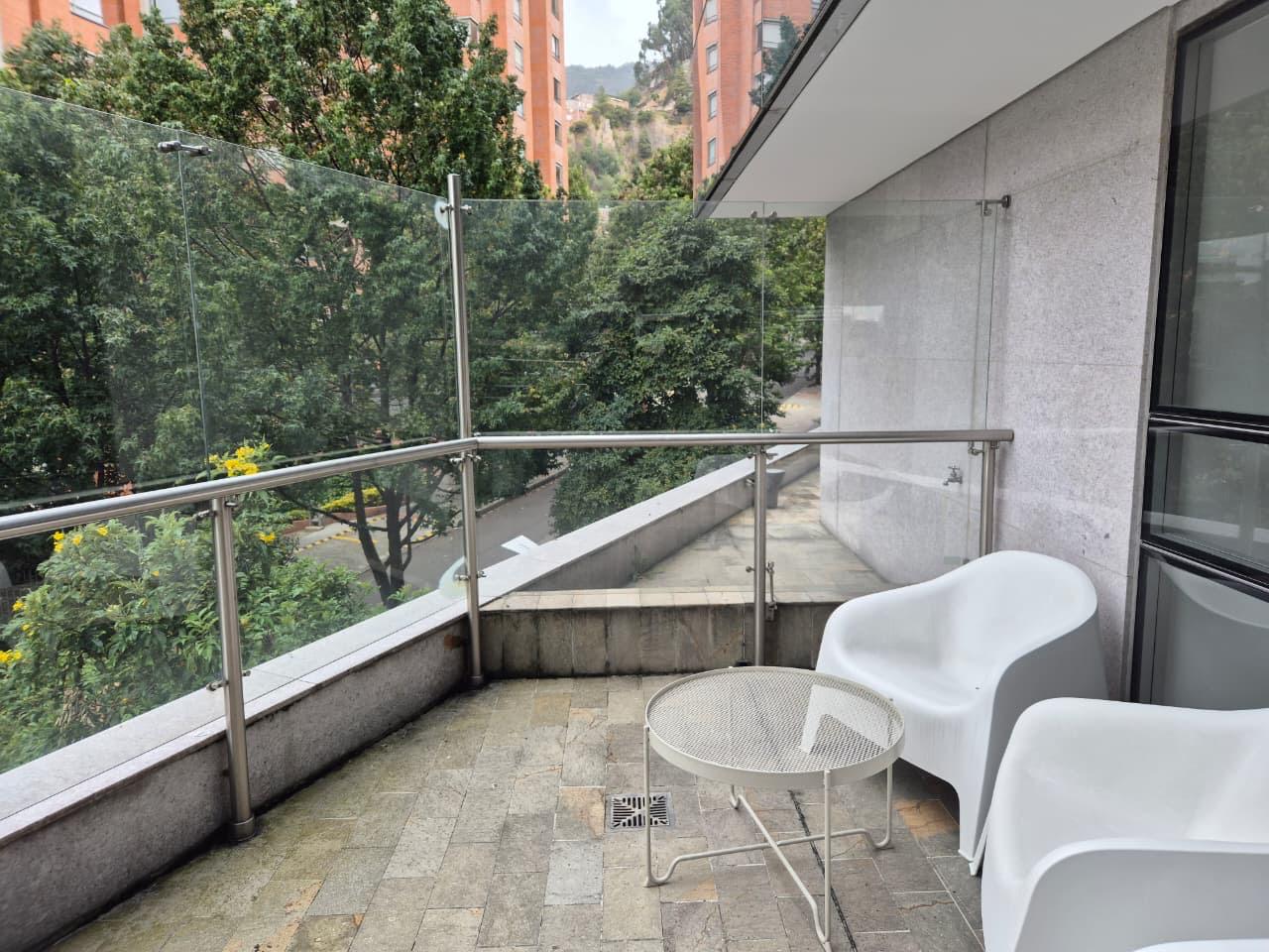 Venta Oficina en Bella Suiza en el Centro Empresarial 128