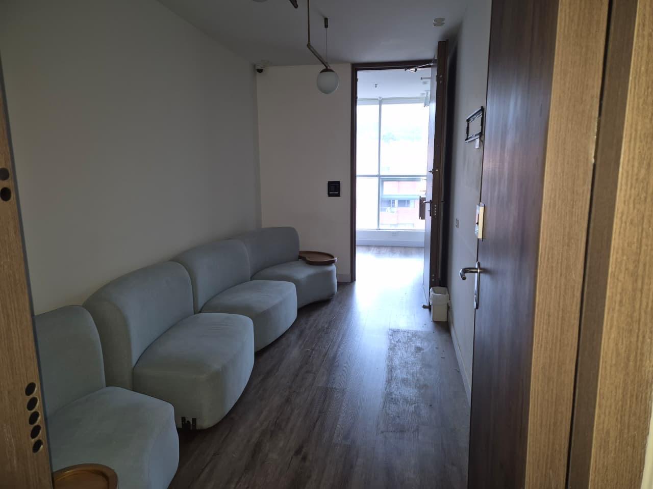 Venta Oficina en Bella Suiza en el Centro Empresarial 128