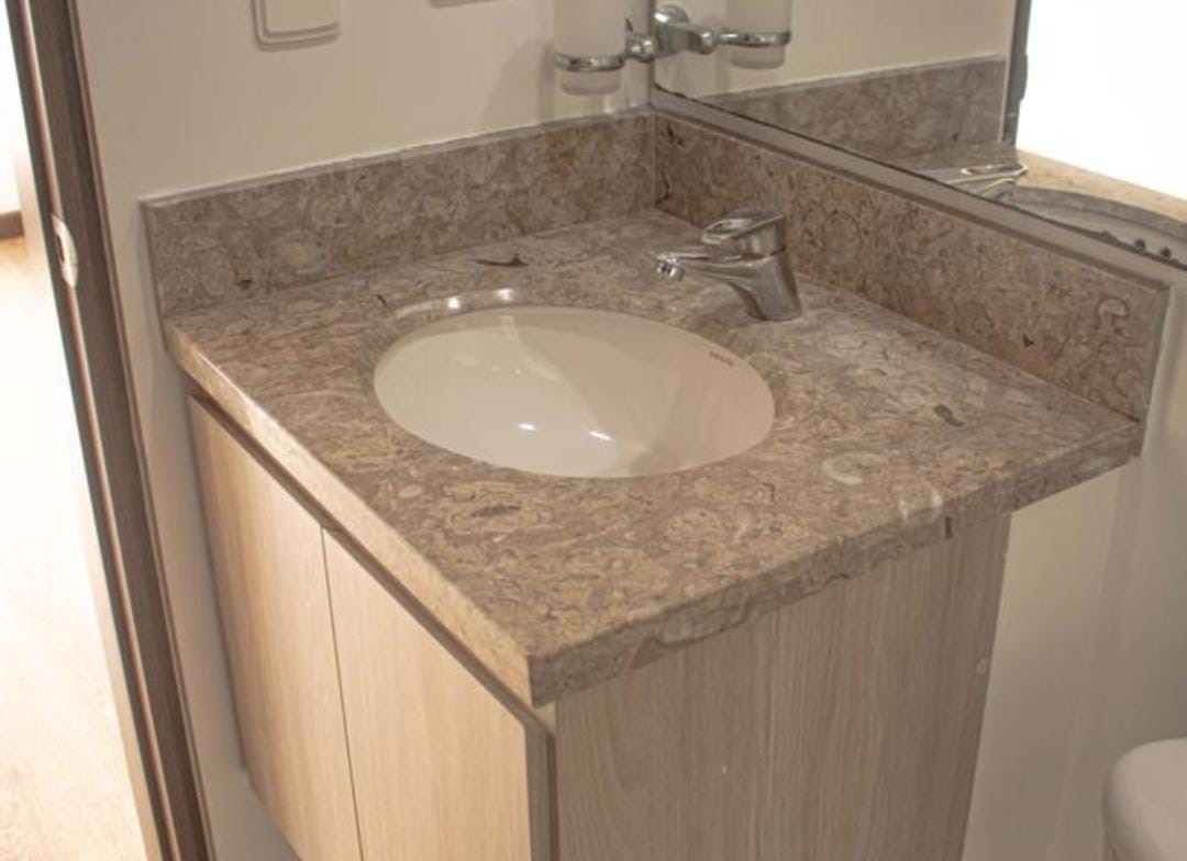 Venta Apartaestudio Hayuelos 31 mts2