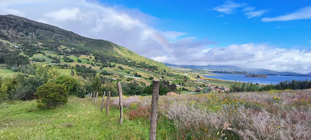 Venta Lote con vista a la laguna de Tota 1000 mts2