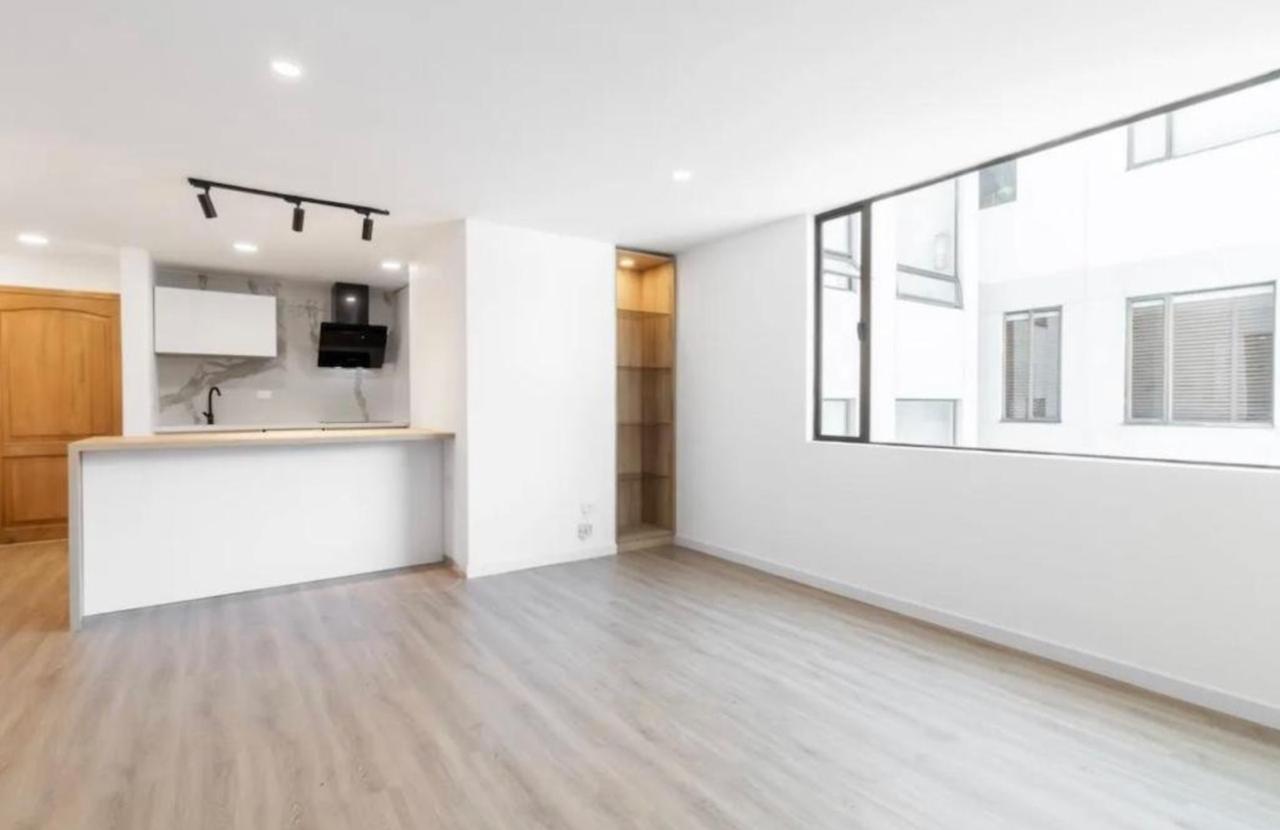 Venta Apartaestudio Santa Barbara Remodelado