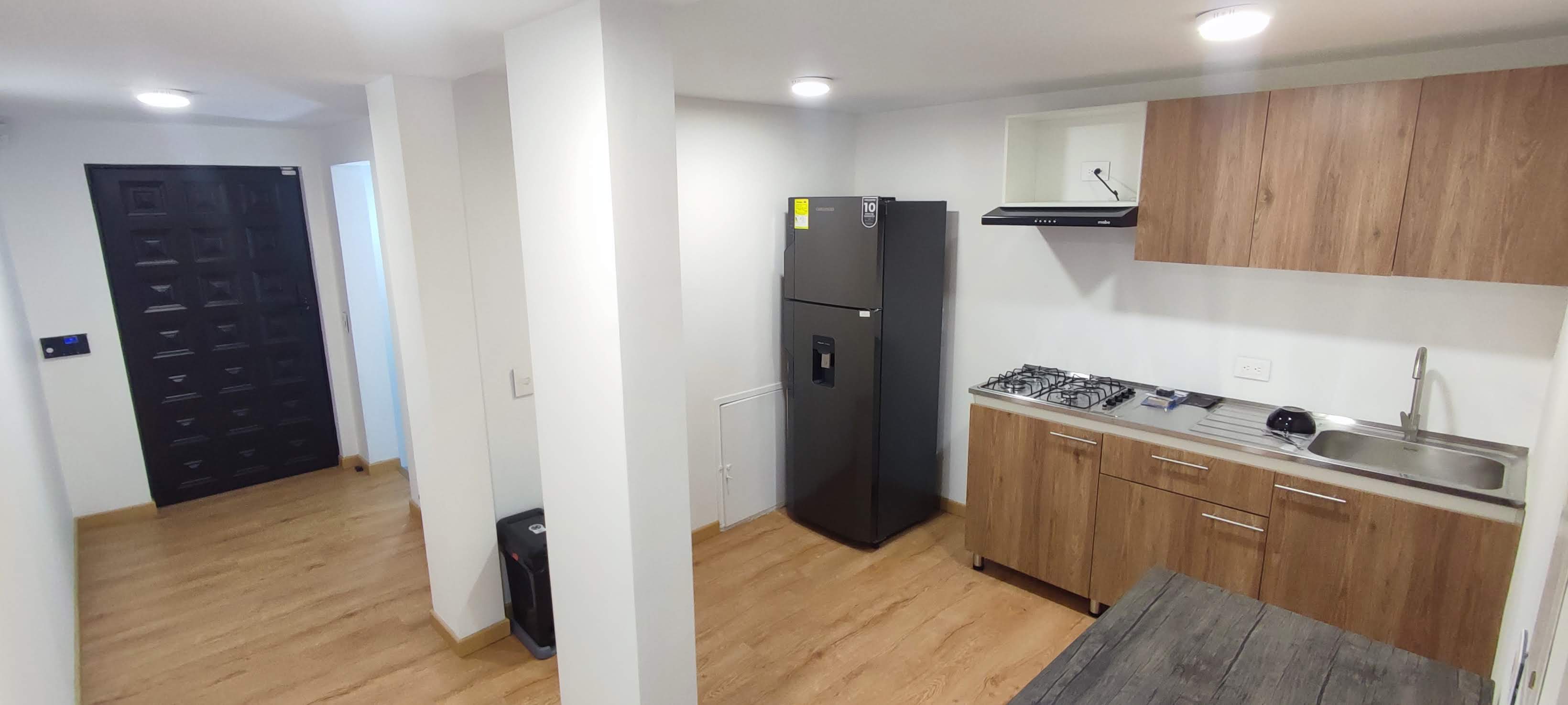 Arriendo habitación baño privado, servicios incluidos, Bella Suiza