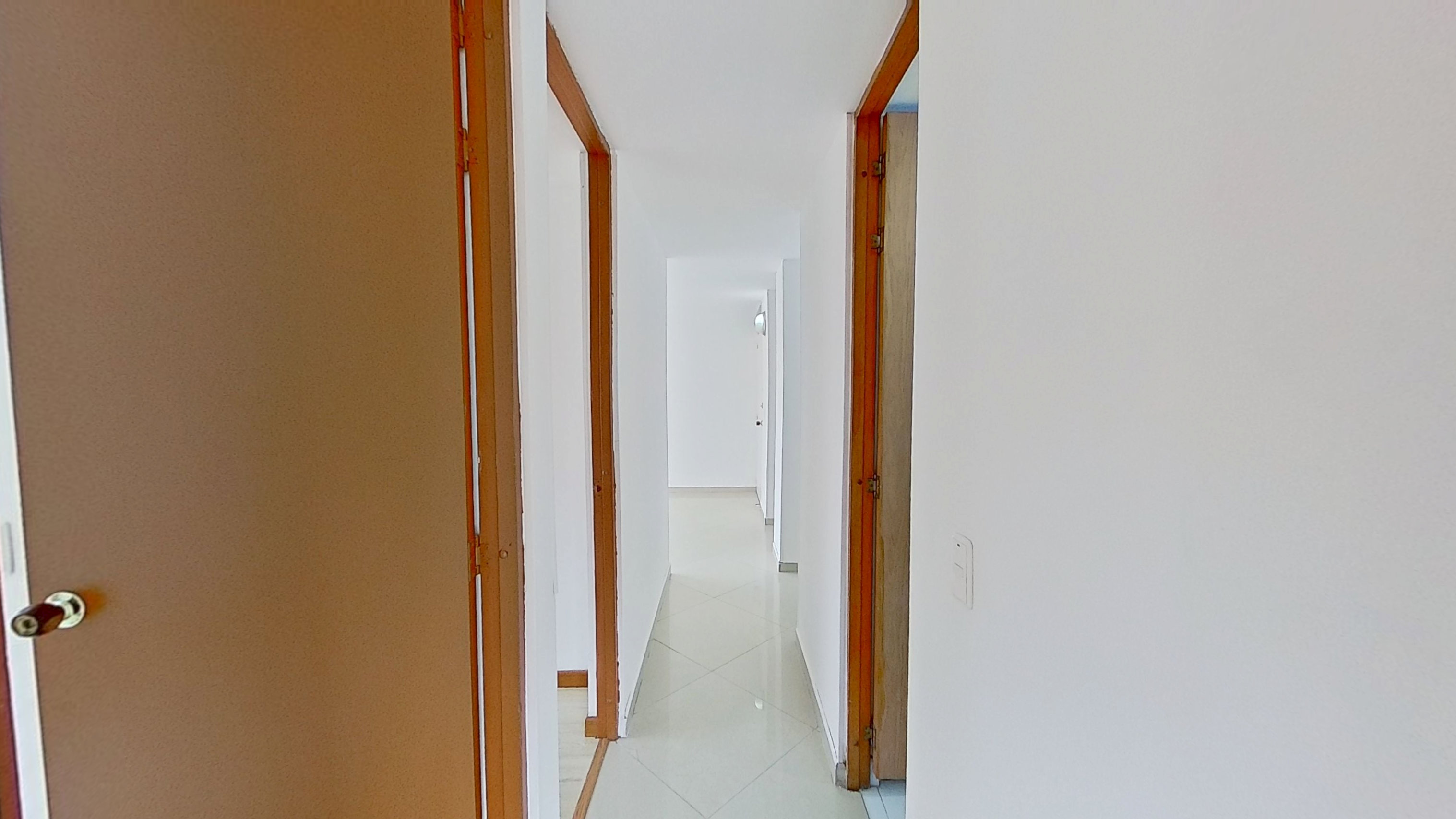 Apartamento en Hayuelos con 3 habitaciones y parquedetro  (H)