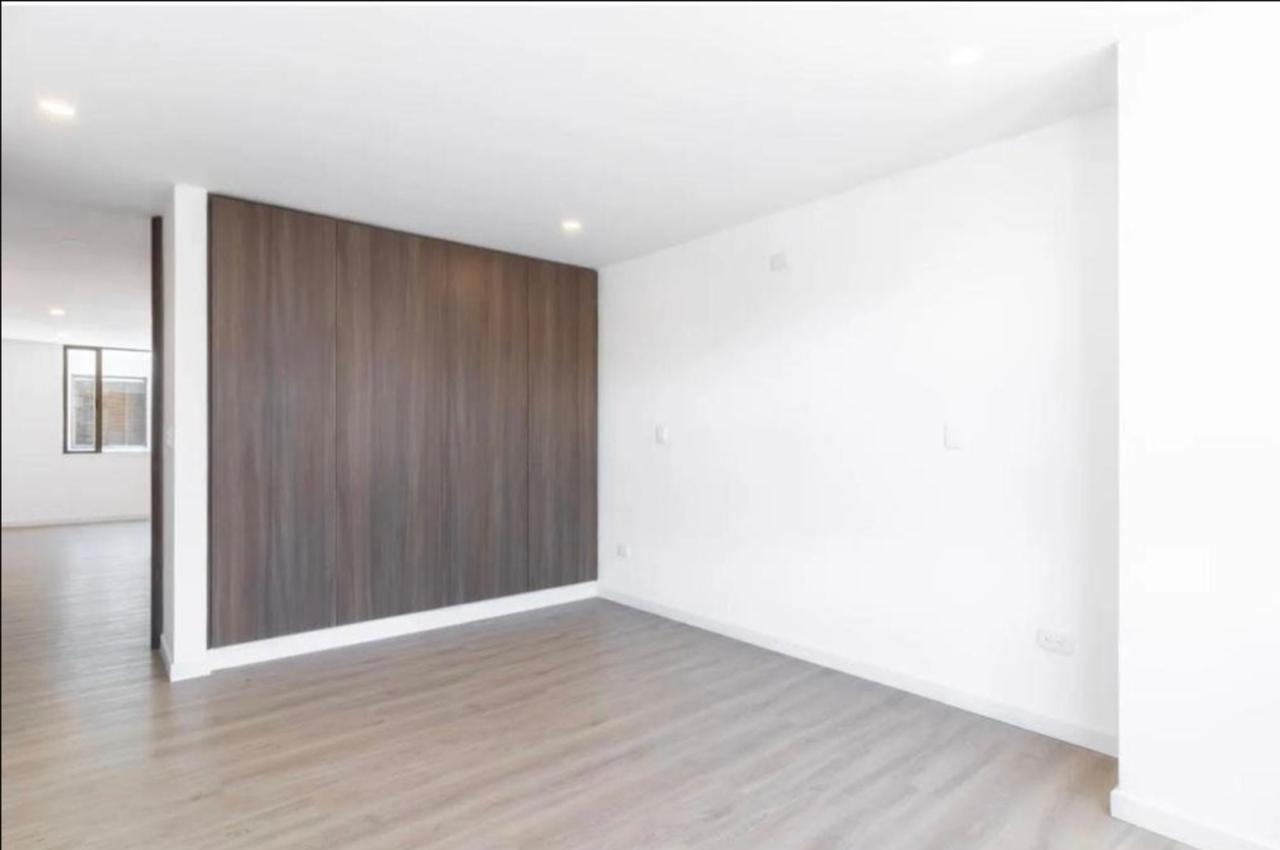 Venta Apartaestudio Santa Barbara Remodelado