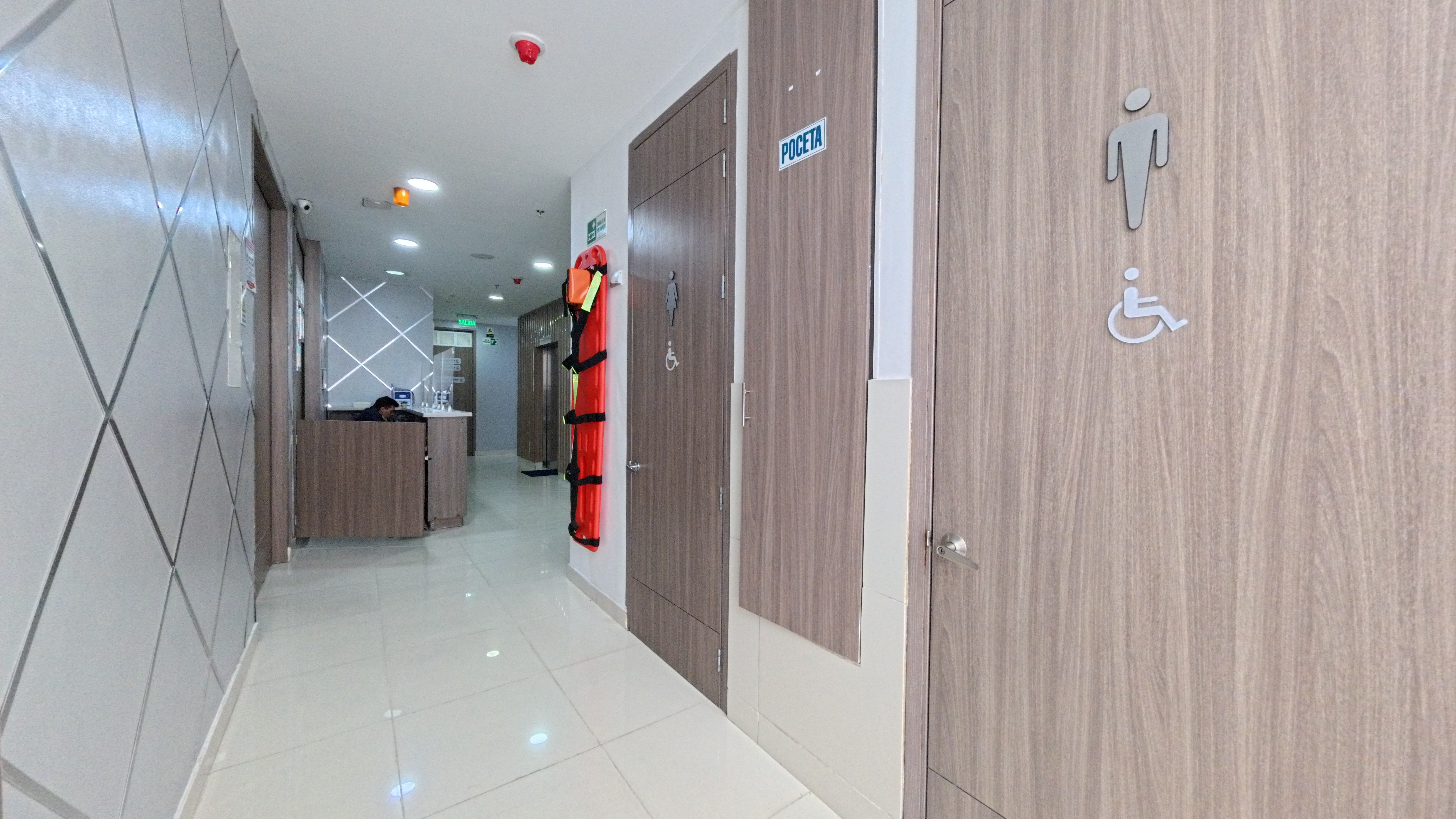 Consultorio Médico Premium en Arriendo - Medical Center, Bella Suiza