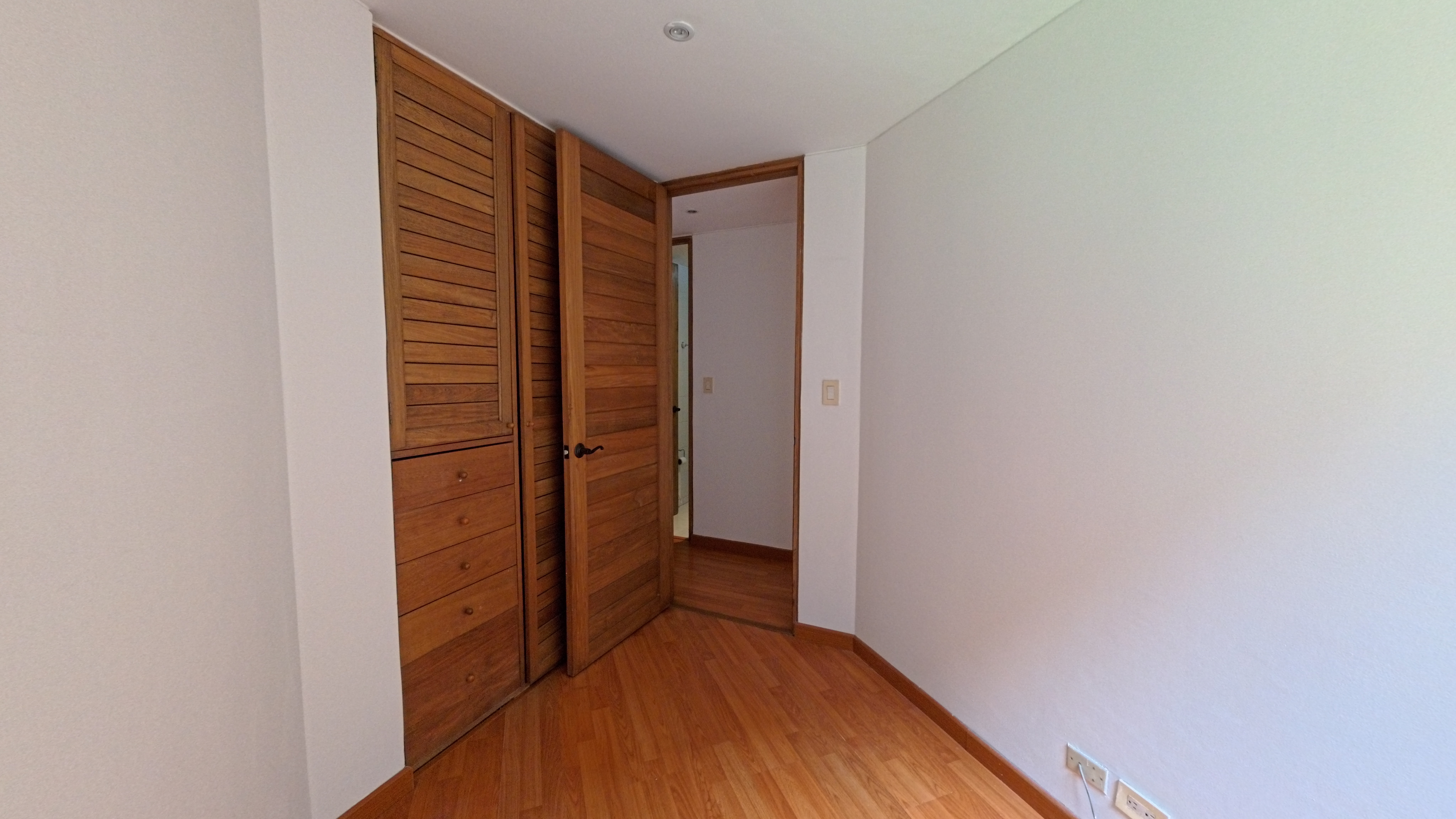 Arriendo Apartamento Duplex Bella Suiza 2 h + estudio