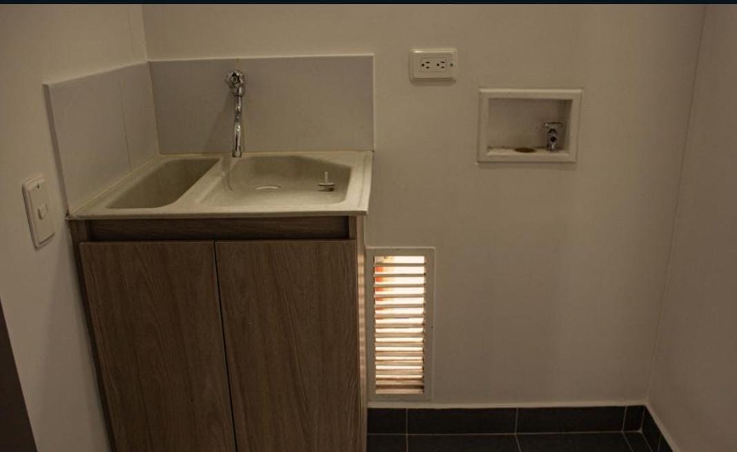 Venta Apartaestudio Hayuelos 31 mts2