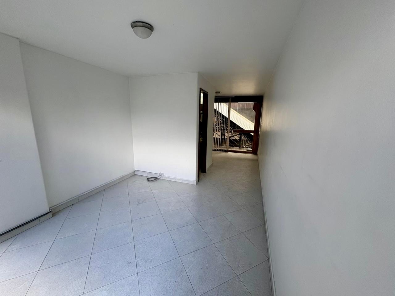 ARRIENDO OFICINA CHICO