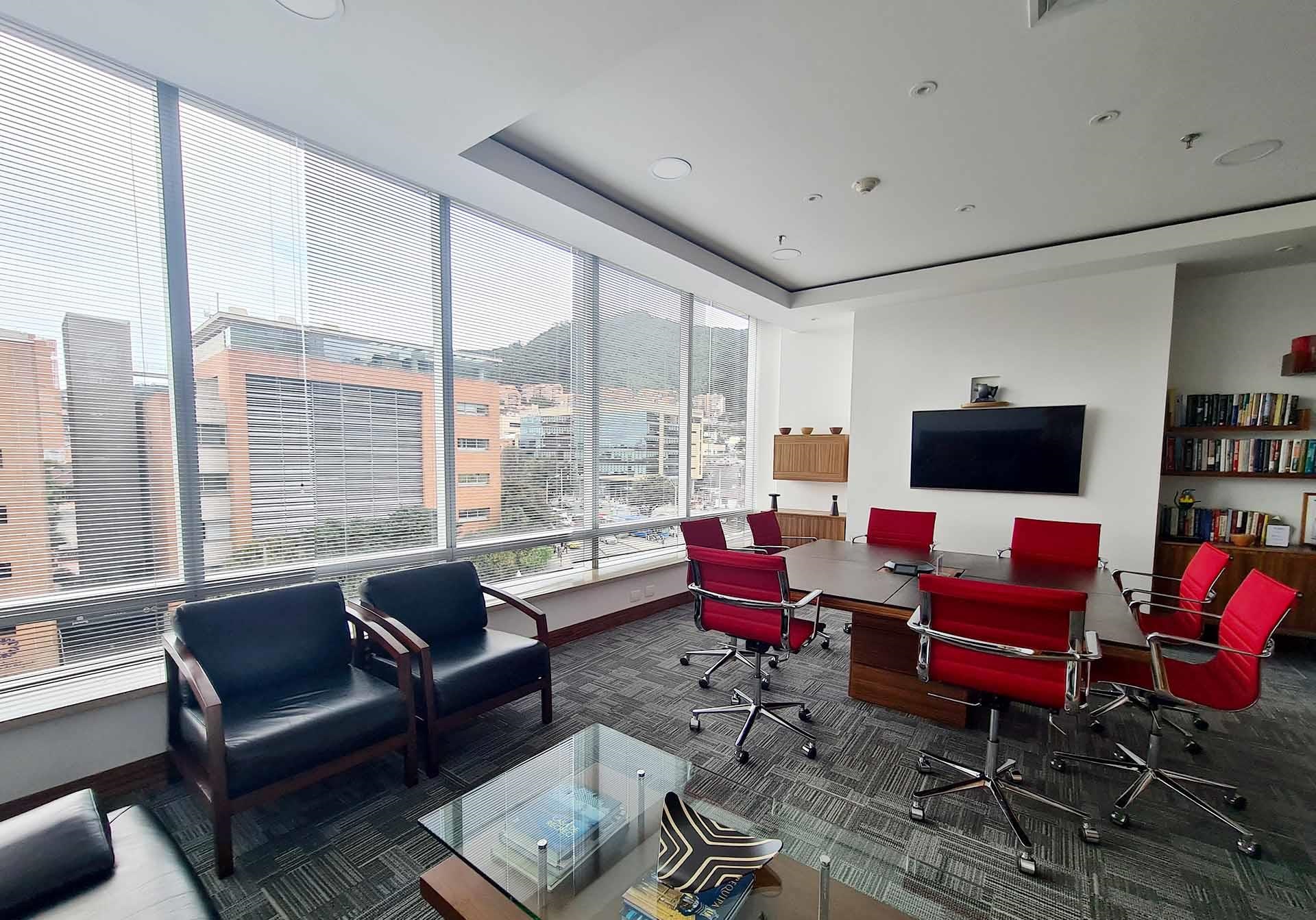 Oficina en venta - Bogotá Santa Barbara