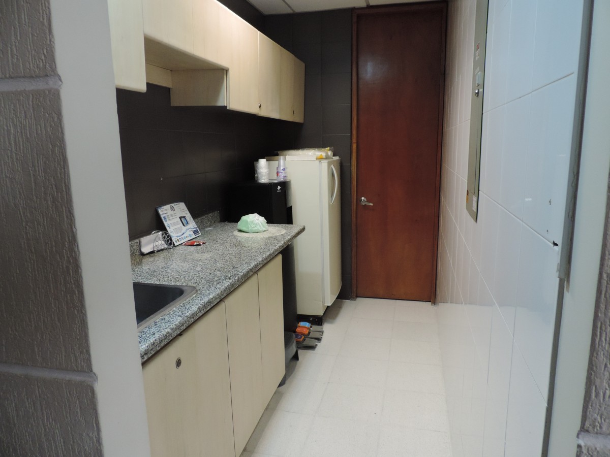 Oficina En Venta - Porciuncula, Bogota