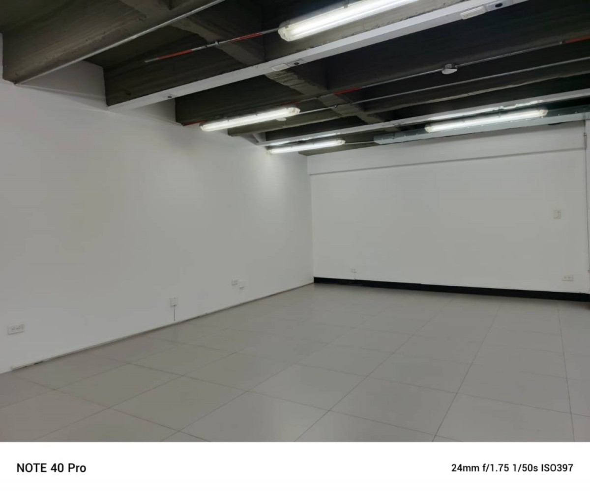 Oficina En Arriendo - Jorge Eliecer Gaitan, Bogota
