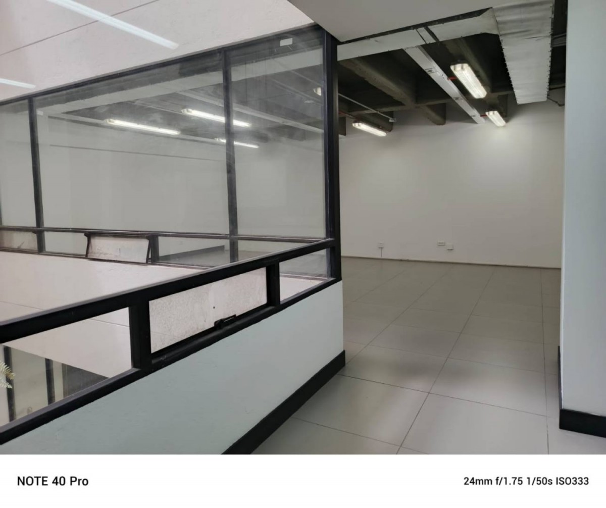 Oficina En Arriendo - Jorge Eliecer Gaitan, Bogota