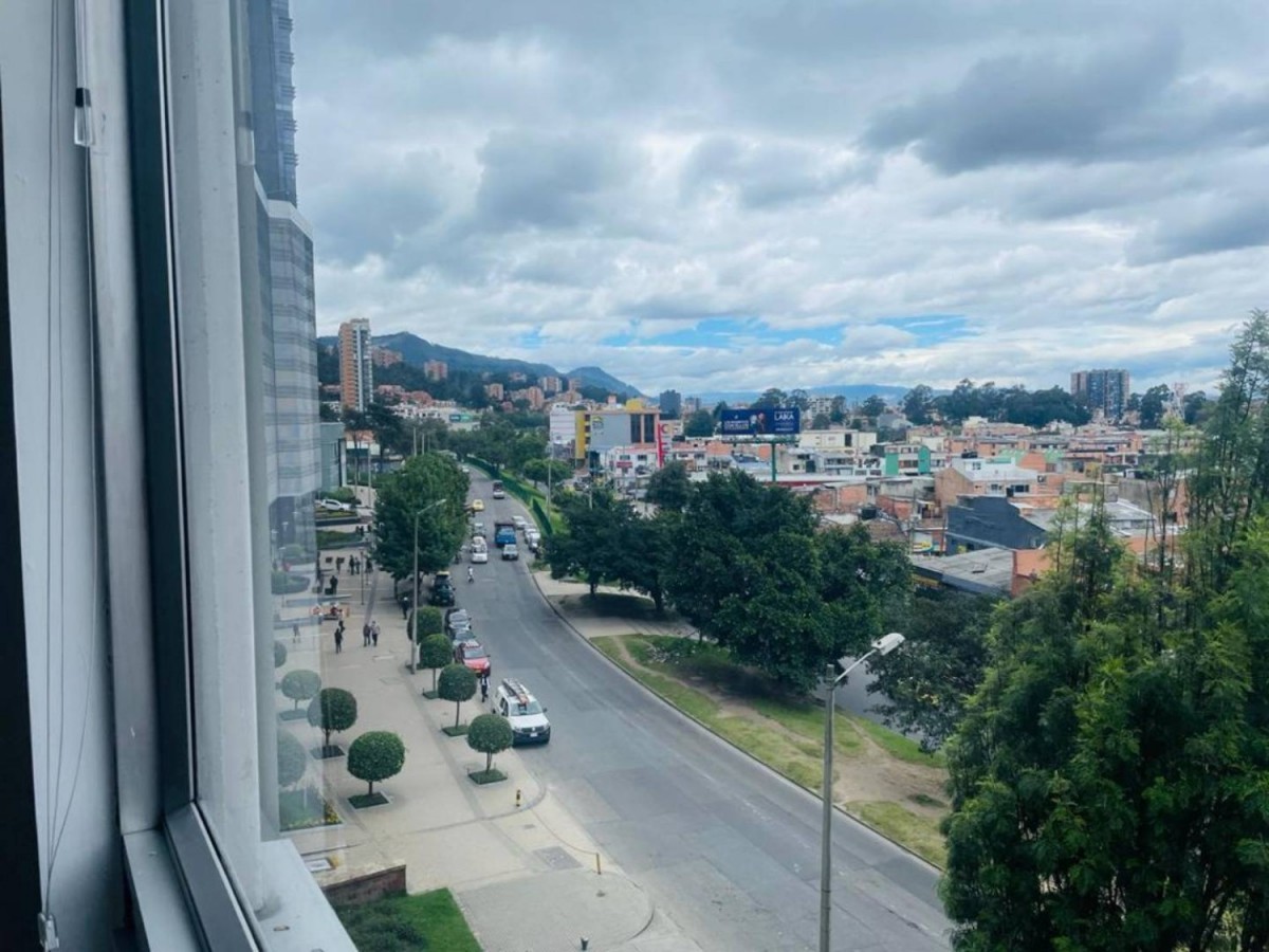 Oficina En Venta - Bosque De Pinos, Bogota