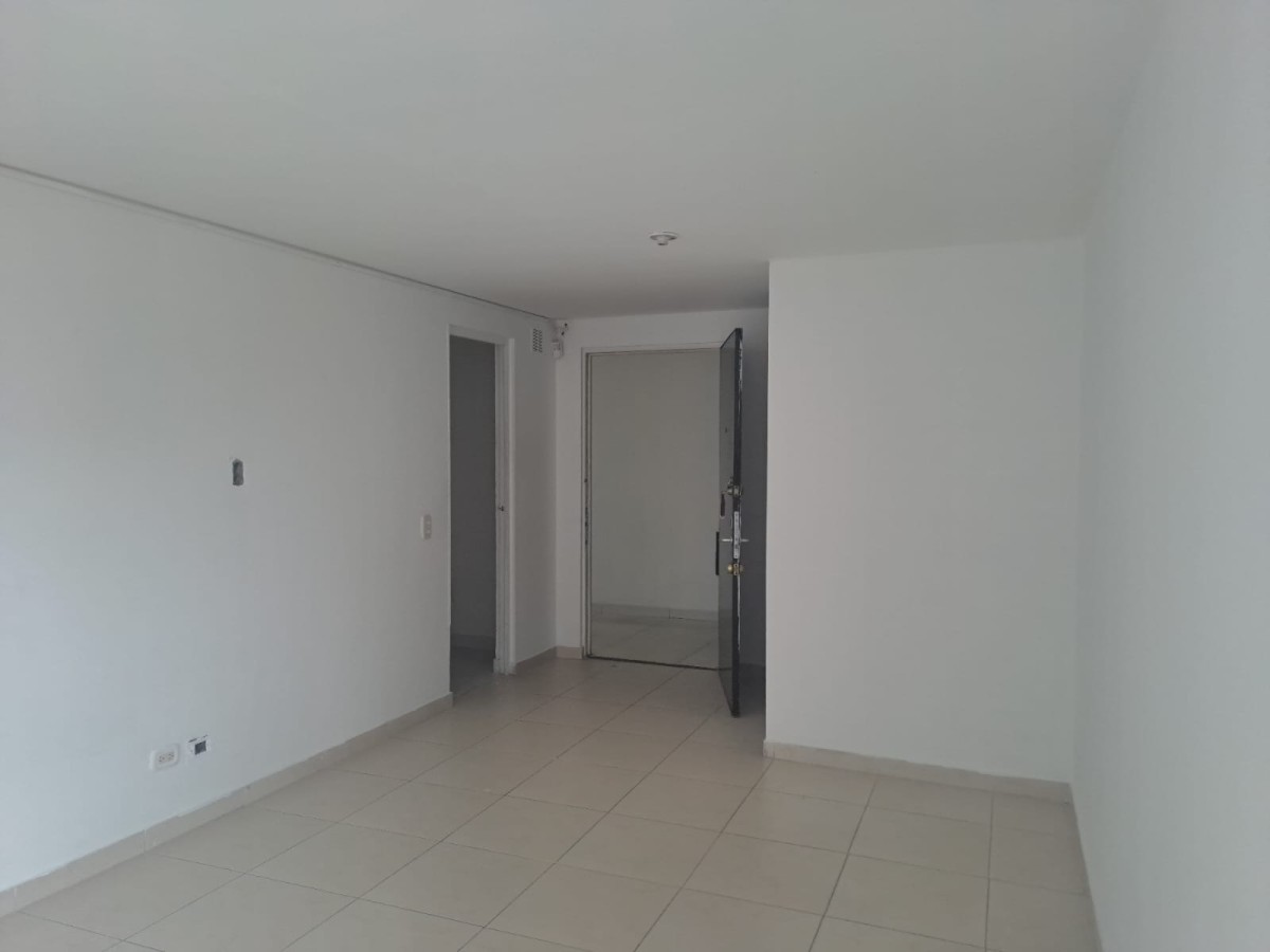 Oficina En Arriendo - Lago Gaitan, Bogota