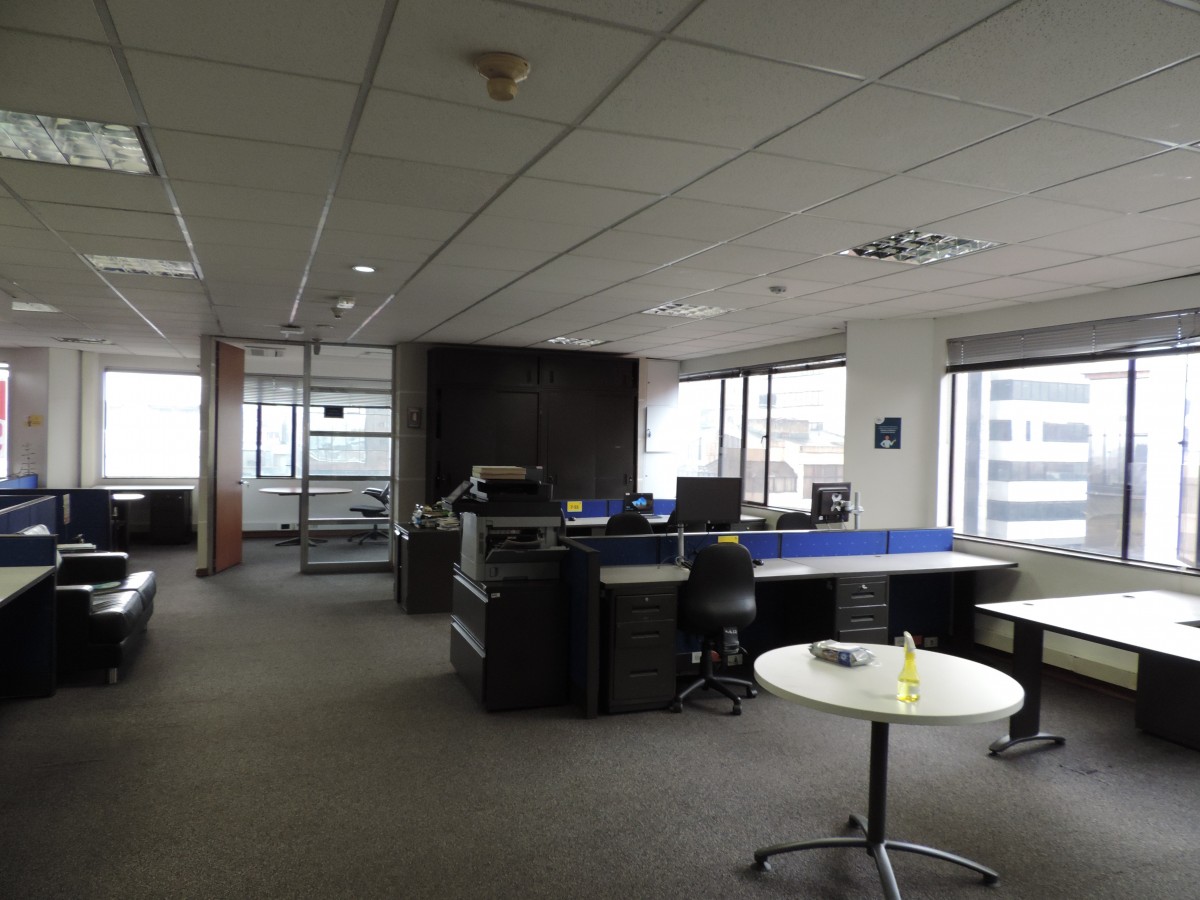 Oficina En Venta - Porciuncula, Bogota
