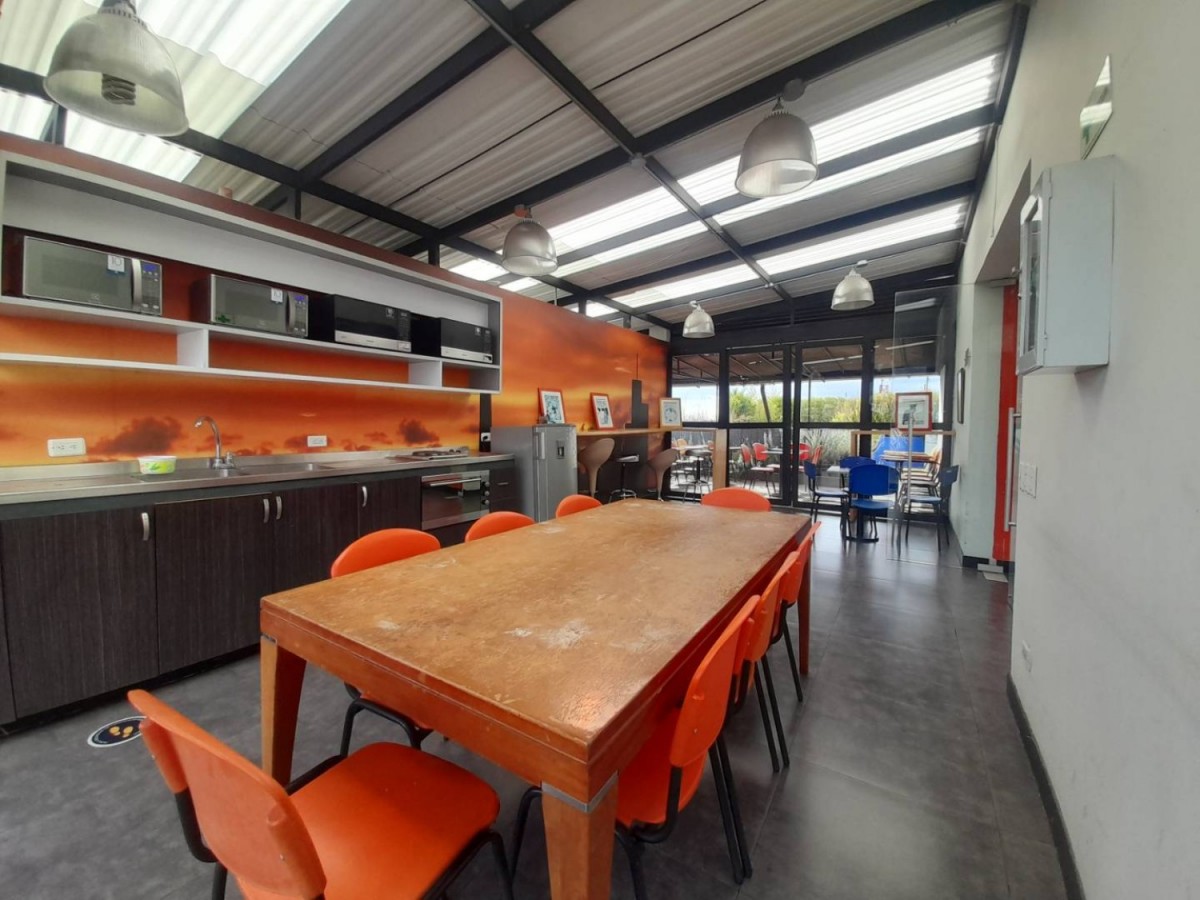 Oficina En Arriendo - Jorge Eliecer Gaitan, Bogota