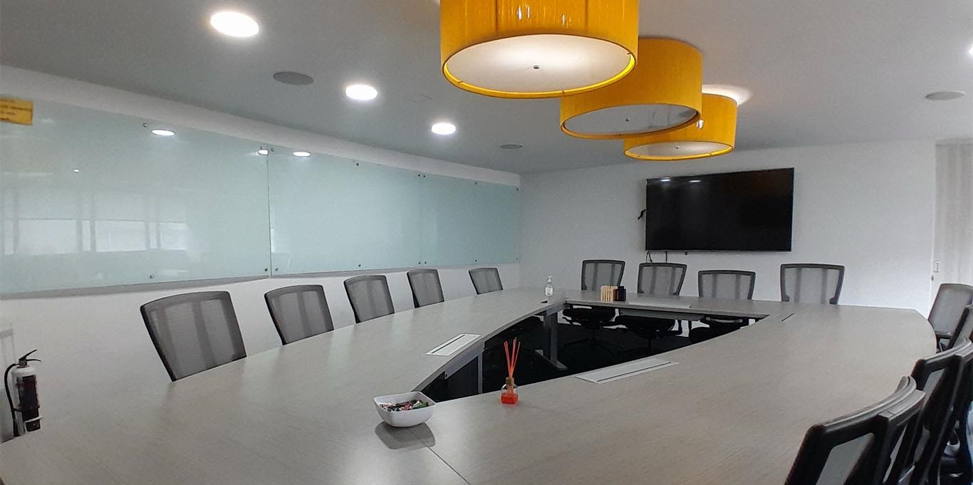 Oficinas en renta - Centro Comercial Metrópolis Bogotá