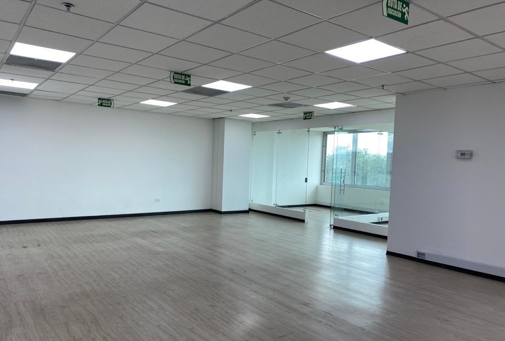Oficina en arriendo Bogotá Fontibón Centro Empresarial