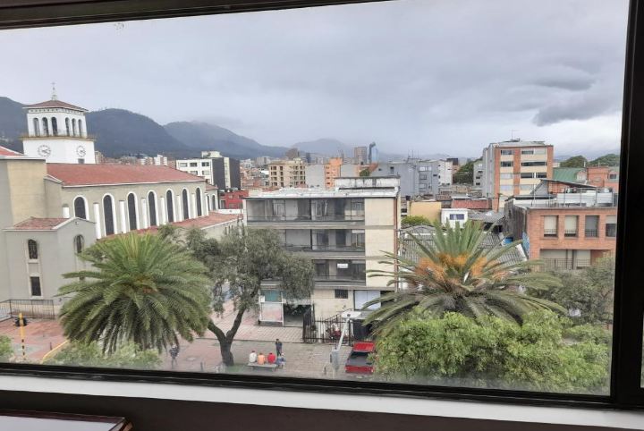 Oficina En Arriendo - Galerias, Bogota