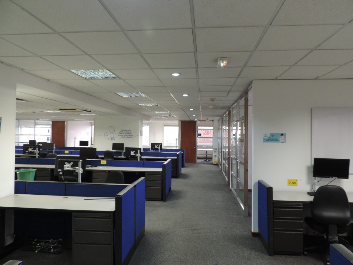 Oficina En Venta - Porciuncula, Bogota