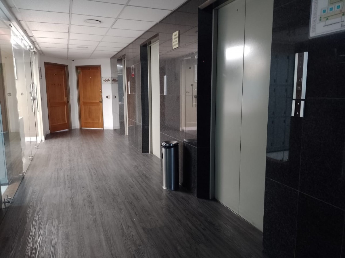 Oficina En Venta - Chapinero, Bogota