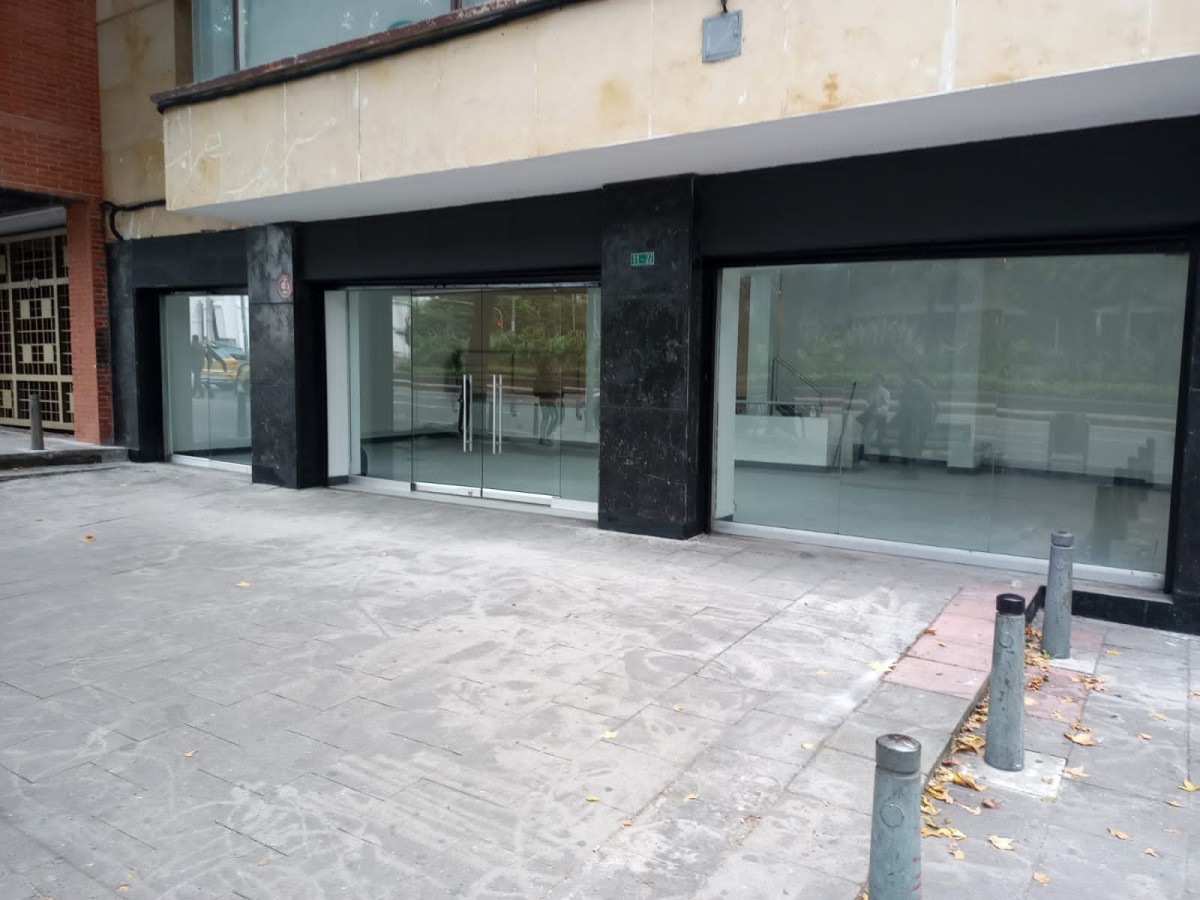 Local En Arriendo - Quinta Camacho, Bogota