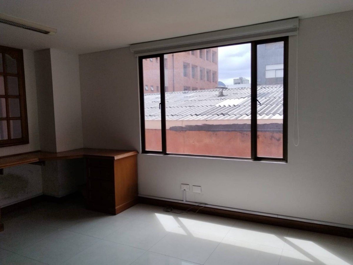 Oficina En Arriendo - San Patricio, Bogota