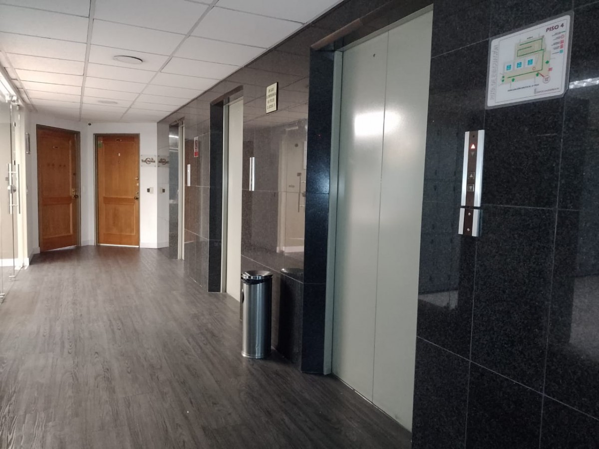 Oficina En Venta - Chapinero, Bogota