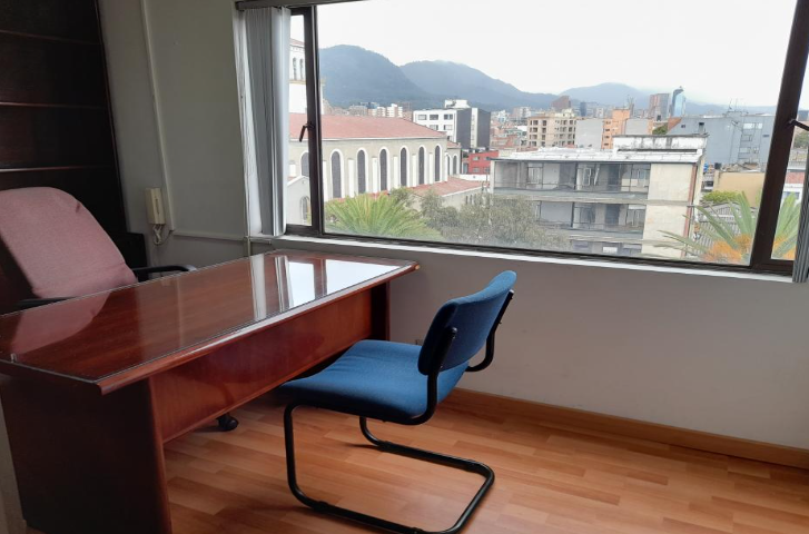 Oficina En Arriendo - Galerias, Bogota