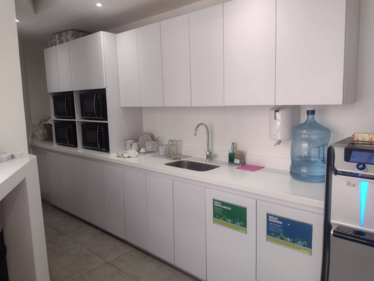 Oficina En Venta - Emaus, Bogota