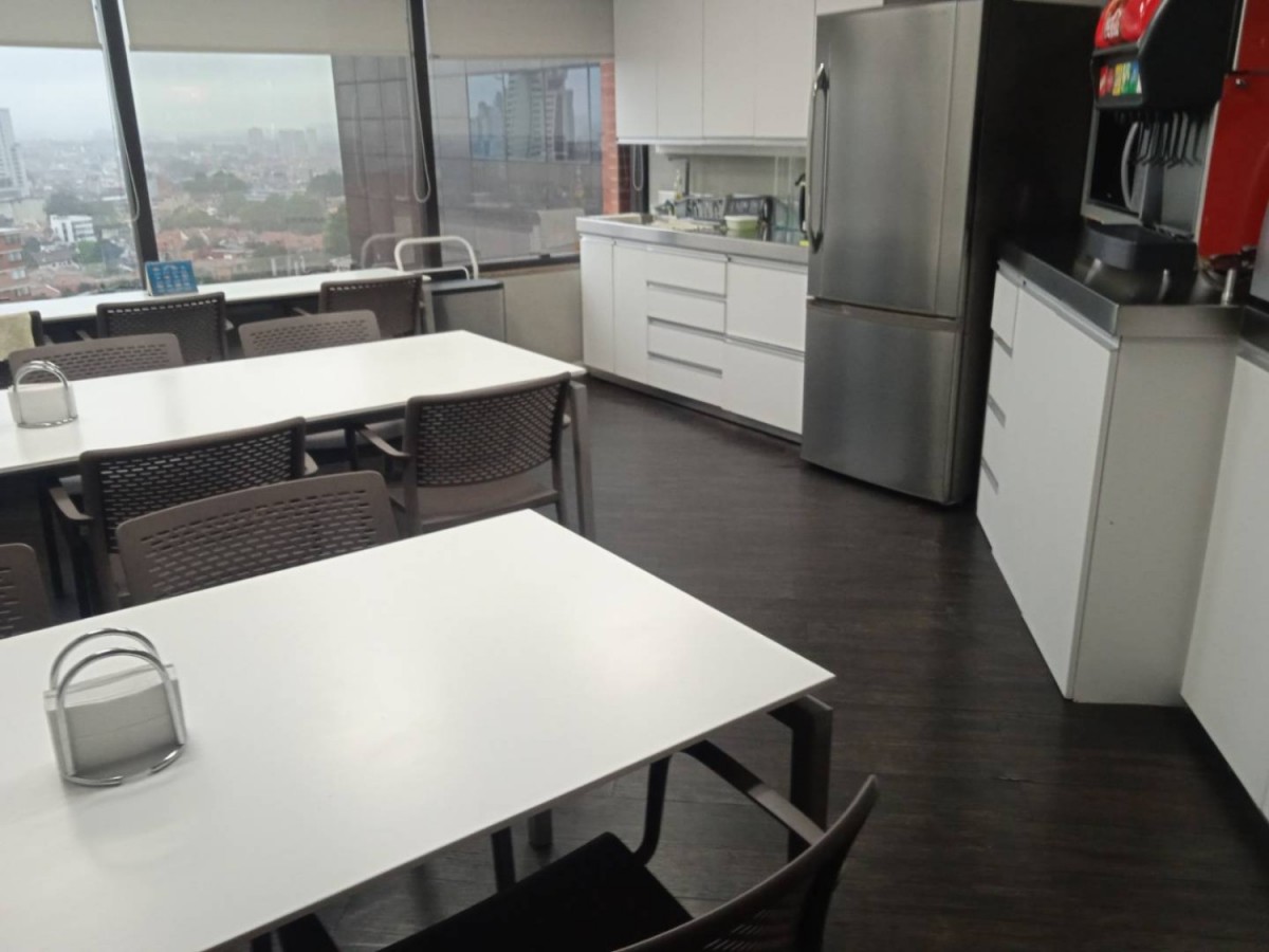 Oficina En Venta - Quinta Camacho, Bogota 2