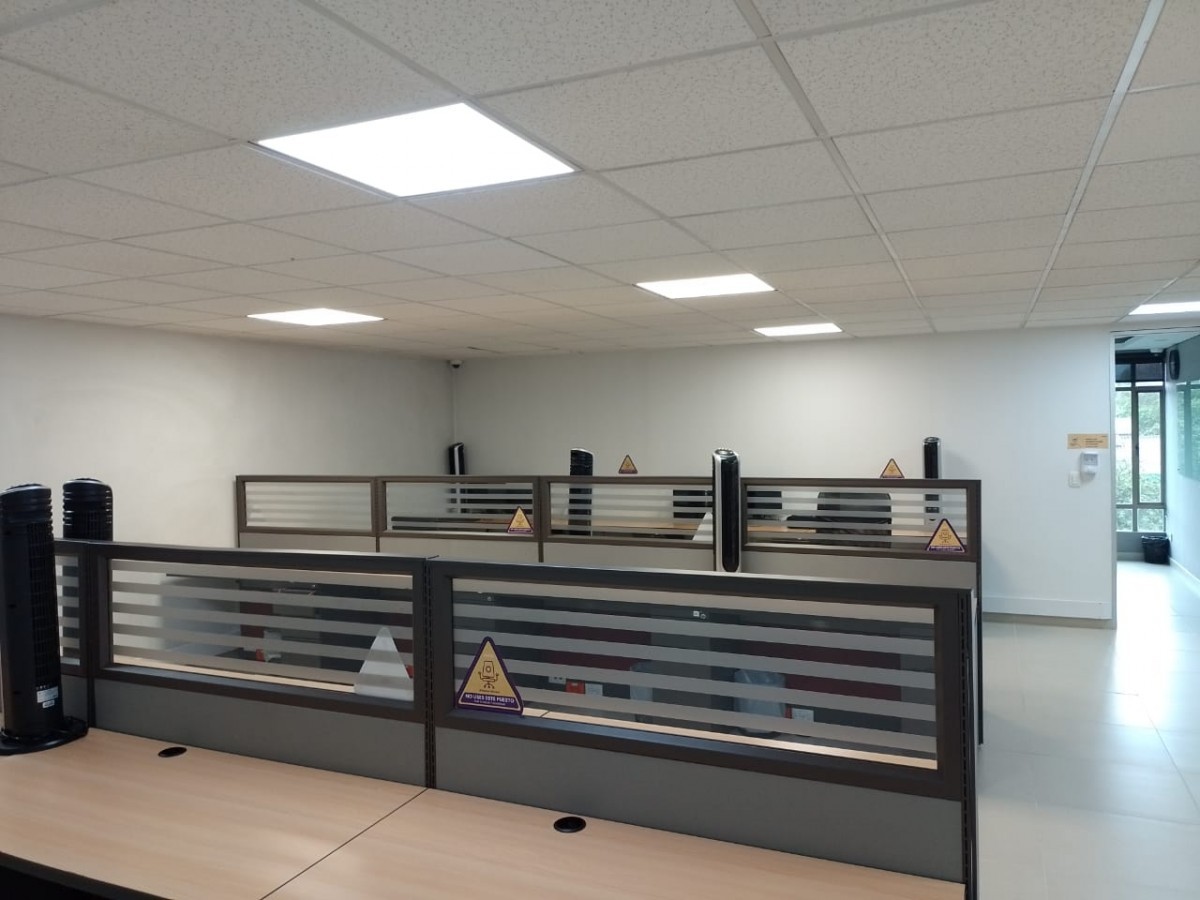 Oficina En Venta - Chapinero, Bogota