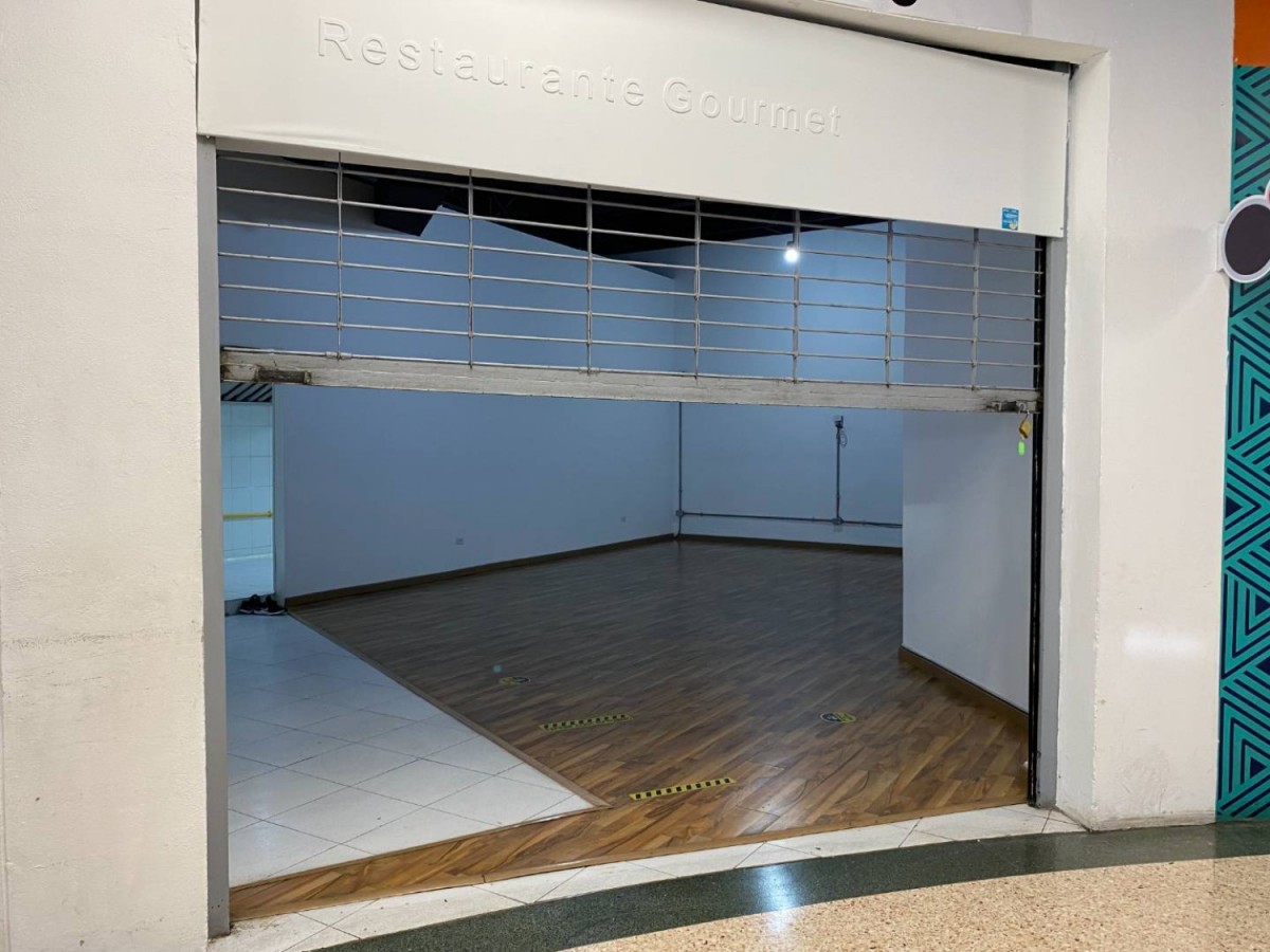 Local En Arriendo - La Castellana, Bogota