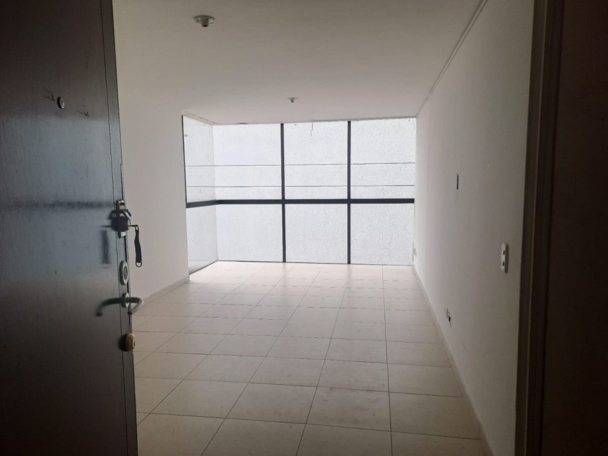Oficina En Arriendo - Lago Gaitan, Bogota