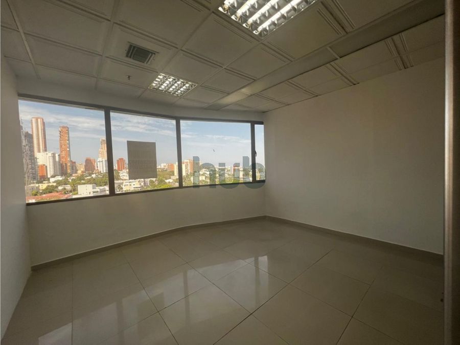 Oficina en Arriendo Villa Country