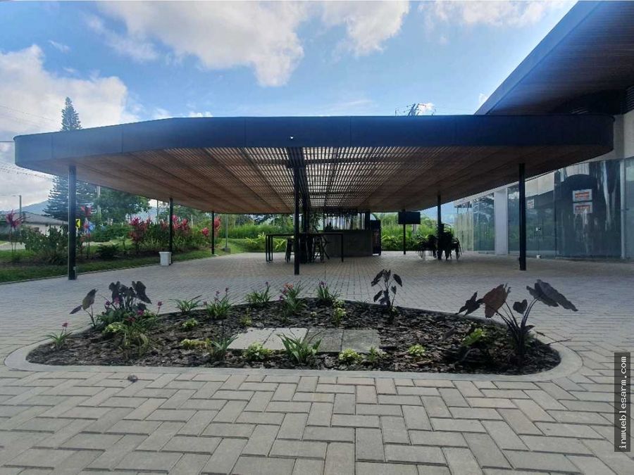 Local comercial en ARRENDAMIENTO