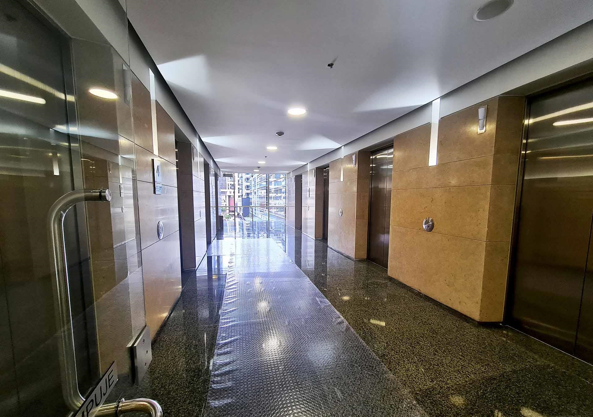 Oficina en venta - Bogotá Santa Barbara