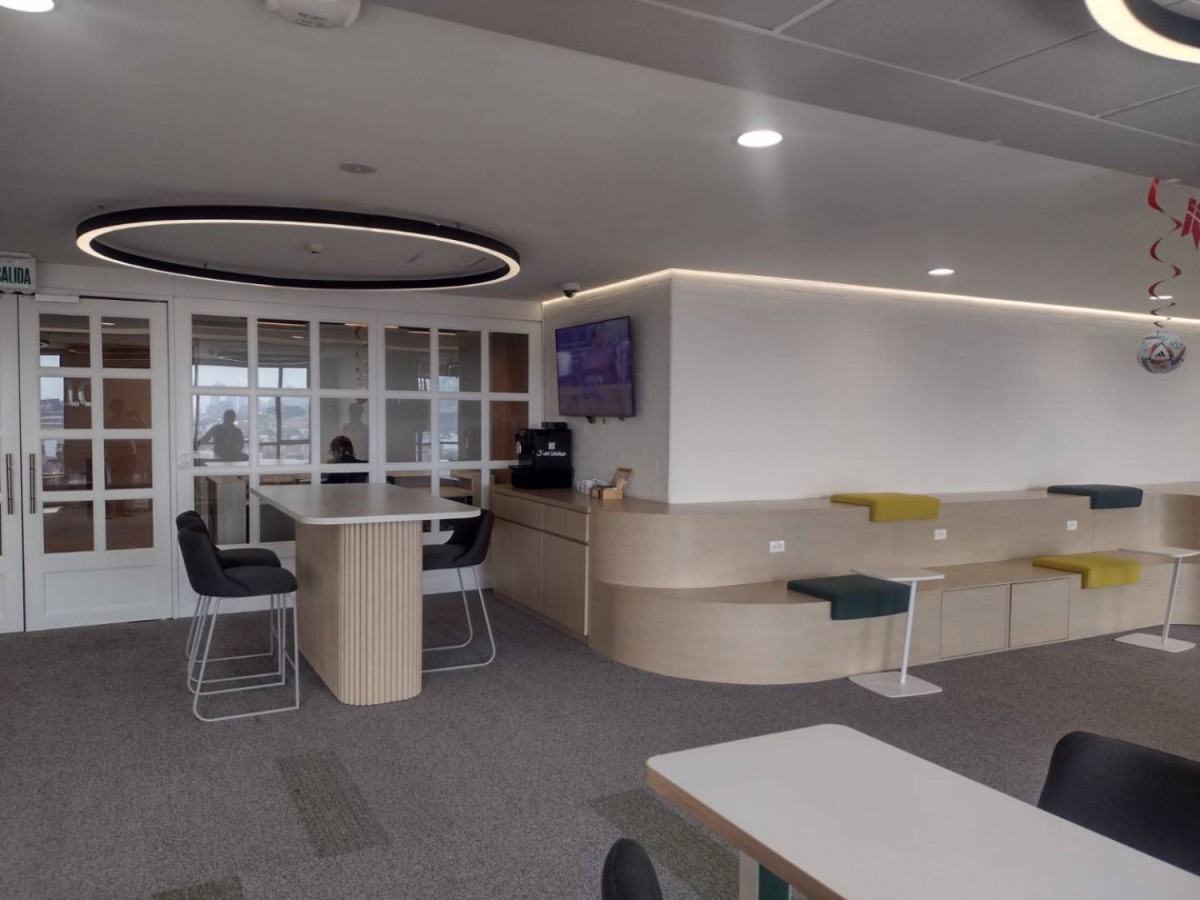 Oficina En Venta - Emaus, Bogota
