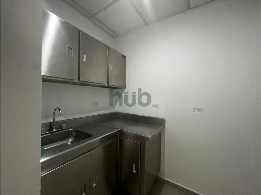 Oficina en Arriendo Villa Country