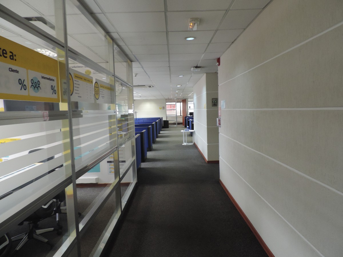 Oficina En Venta - Porciuncula, Bogota