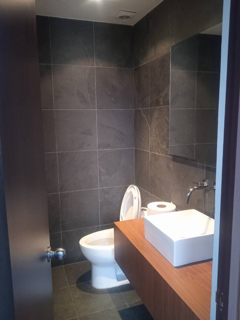 Oficina En Venta - La Cabrera Chico Lago, Bogota
