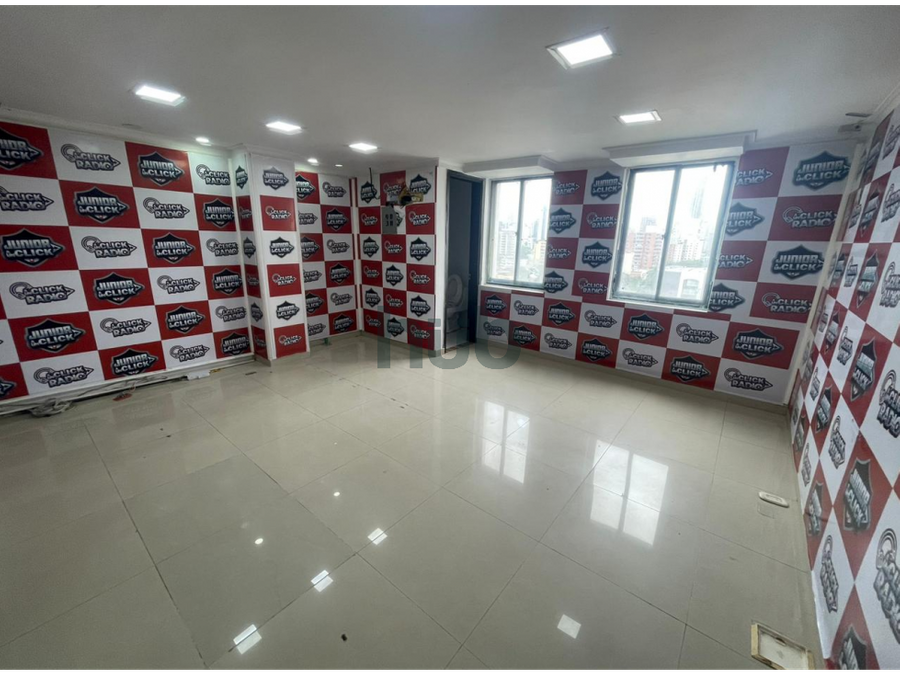 Oficina en arriendo - Alto prado